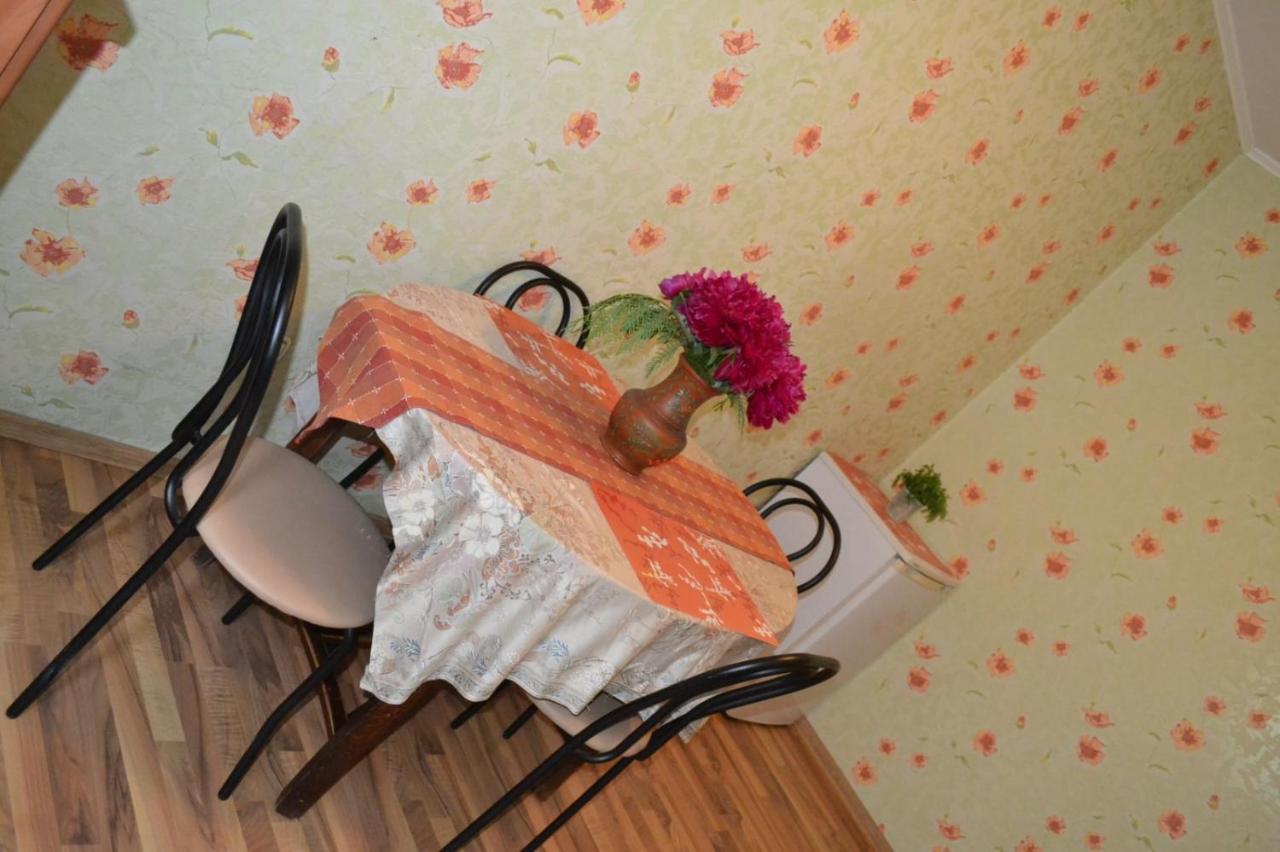 Appartement Квартира Двохкімнатна Фонтан à Kamianets-Podilsky Extérieur photo