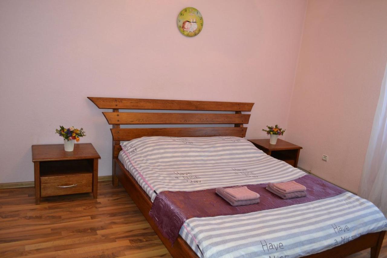 Appartement Квартира Двохкімнатна Фонтан à Kamianets-Podilsky Extérieur photo